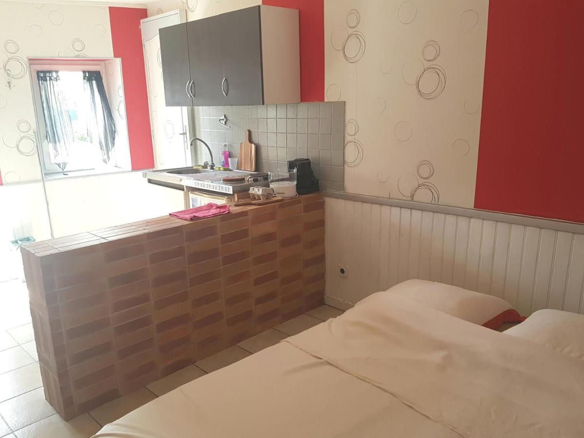 Maisonette Proche Bourges 1 Piece Mehun-sur-Yevre Exterior foto